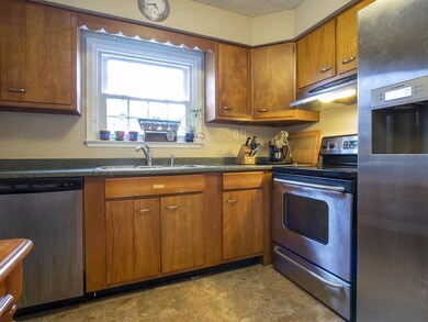 499 S Prospect St unit 2, Burlington, VT 05401 - photo 7