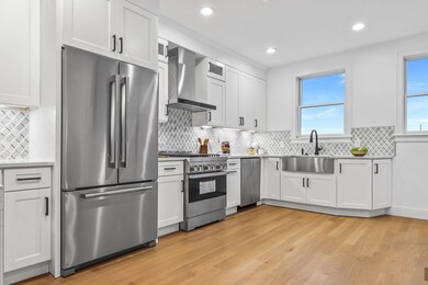 141 Cross St unit C, Somerville, MA 02145 - photo 3