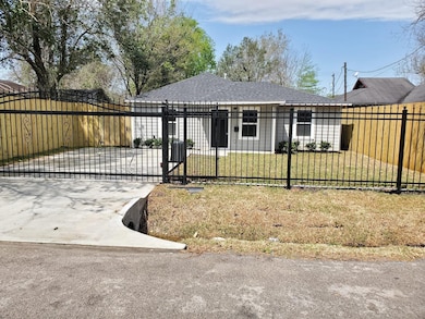 6622 Goforth St, Houston, TX 77021 - photo 2