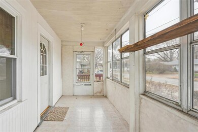 3012 Cornell St, Des Moines, IA 50313 - photo 3