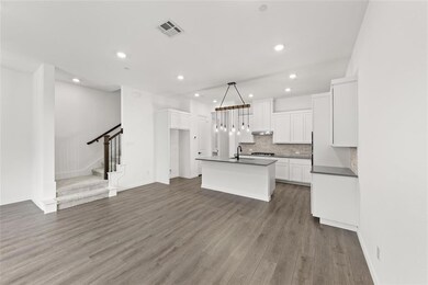 3224 Colorado  Dining