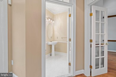 7969 Blitz Ct, Dunn Loring, VA 22027 - photo 5