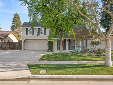 8220 N. College Ave-39