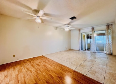 2545 Dudley Dr W unit L, West Palm Beach, FL 33415 - photo 4