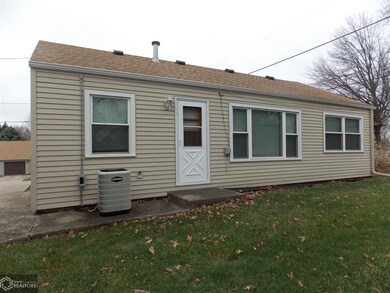 606 1st Ave, Audubon, IA 50025 - photo 2