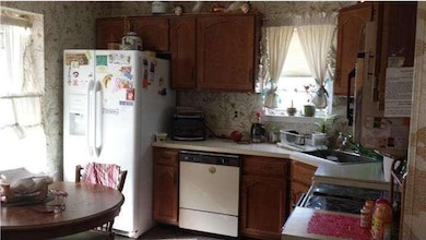 7 Lakebridge Dr, Woodbury, NJ 08096 - photo 4