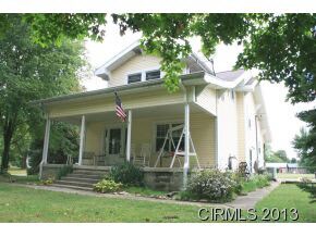 69 N Delaware Ln, Somerset, IN 46984 - photo 3