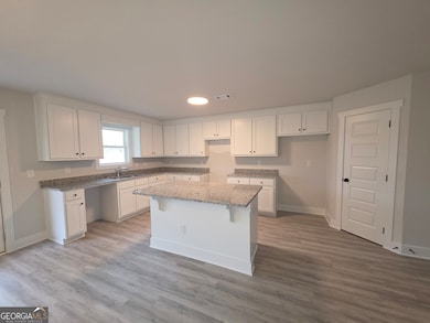 235 Lake Meadows Dr unit 60, Winder, GA 30680 - photo 3