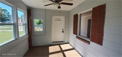 5063 Glenwood Ave, Jacksonville, FL 32205 - photo 4