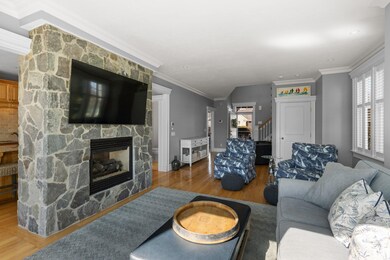 9-web-or-mls-16-quinns-way