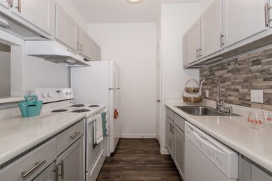 2101 Hayes Rd unit 116, Houston, TX 77077 - photo 4