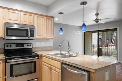 Kitchen 2 (1)