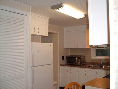 Kitchen. Updated Kitchen with all Appliances! Laun