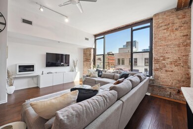 18-web-or-mls-78-e-chestnut-st-202