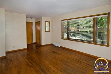 1421 SW Indian Trail, Topeka, KS 66604 - photo 2