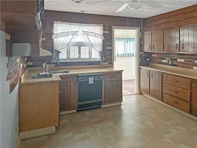 346 N Eighty Eight Rd, Carmichaels, PA 15320 - photo 4