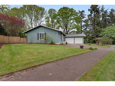 1010 Hallinan St, Lake Oswego, OR 97034 - photo 3