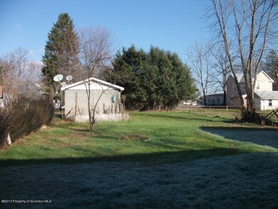 42 Mitchell St, Wilkes Barre, PA 18702 - photo 4