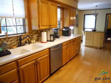 501 Hyde Park Dr, Tyler, TX 75701 - photo 5