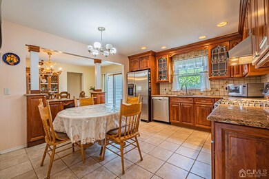 29 Frost Ave E, Edison, NJ 08820 - photo 7