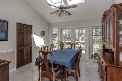 1903 Langford St, College Station, TX 77840 - photo 4