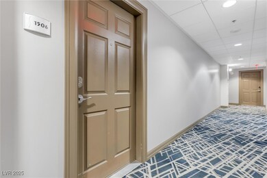 The Ogden unit 1506, Las Vegas, NV 89101 - photo 2