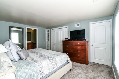 7 Brookton on Auburn, Rolling Meadows, IL 60008 - photo 4