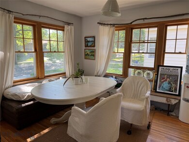 upstairs dining area - drenched with good light