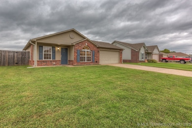 8932 S 258th East Ave, Broken Arrow, OK 74014 - photo 2