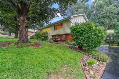 4 Bluebell Ln, Albany, NY 12211 - photo 5