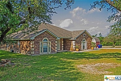 931 Mitchell Dr, Copperas Cove, TX 76522 - photo 2