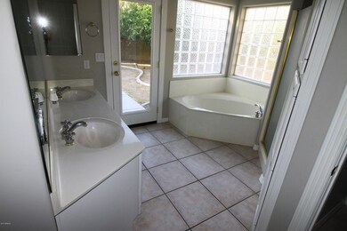 832 N Quinn Cir, Mesa, AZ 85205 - photo 6