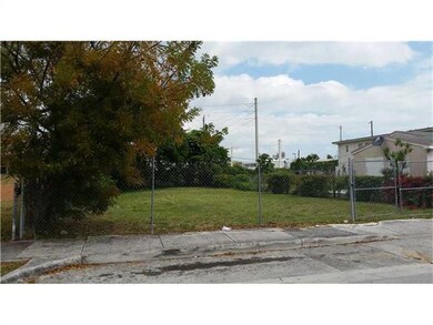 319 NW 35 St, Miami, FL 1 - photo 5