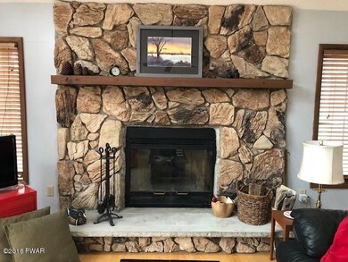 109 Longspur Ln, Hawley, PA 18428 - photo 7