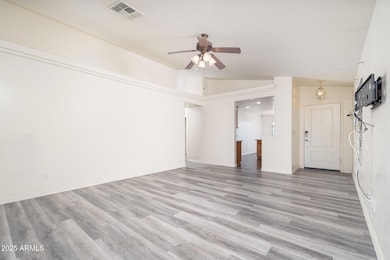 07_Living-Room_02