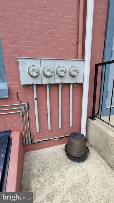 331 Elm St, Reading, PA 19601 - photo 6