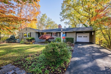 70 Trailsend Dr, Canton, CT 06019 - photo 3