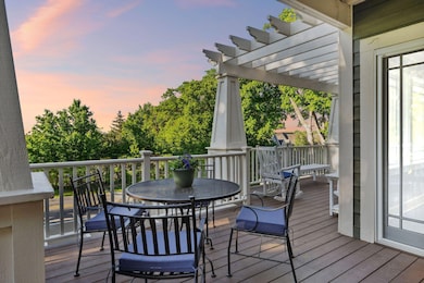 17209 Grays Bay Blvd, Wayzata, MN 55391 - photo 2