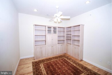 2900 Stone Cliff Dr unit 408, Baltimore, MD 21209 - photo 5