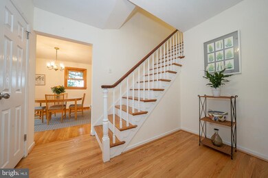 430 Lyndhurst Dr, Broomall, PA 19008 - photo 5