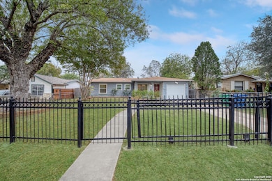 126 Cresham Dr, San Antonio, TX 78218 - photo 2