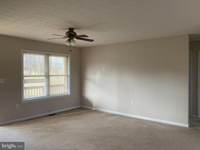 450 N Summit Ave, Woodstock, VA 22664 - photo 7