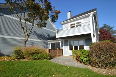52 Bagy Wrinkle Cove unit 52, Warren, RI 02885 - photo 2