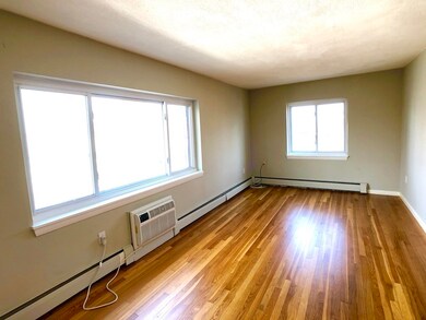 425 S Huntington Ave unit 16, Jamaica Plain, MA 02130 - photo 3