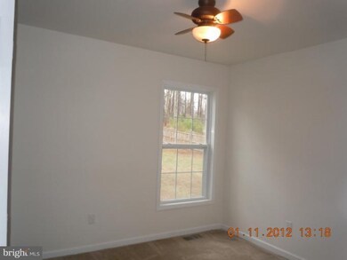 17540 Waterloo Rd, Amissville, VA 20106 - photo 5