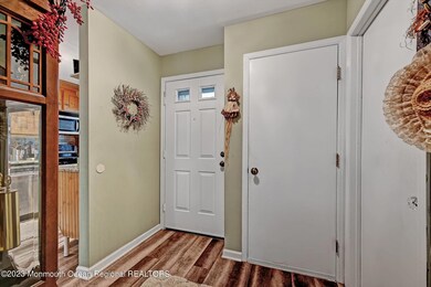 102 Surrey Ct, Oceanport, NJ 07757 - photo 3