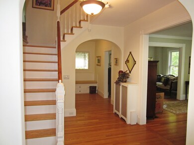 603 Washington St, Wellesley, MA 02482 - photo 2