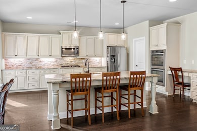 215 Duck Dr, Senoia, GA 30276 - photo 3