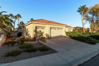 10208 Los Padres Place, Las Vegas, NV 89134 - photo 4