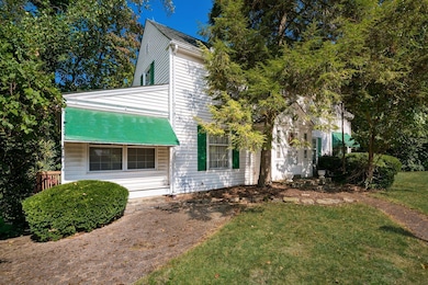 2500 Maplewood Dr, Columbus, OH 43231 - photo 5